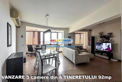 Apartament cu 3 camere semidecomandat, mobilat în Tineretului