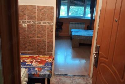 Garsonieră decomandată în Rogerius - 1