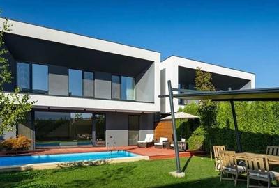 Casă cu 5 camere cu Piscina în Tunari