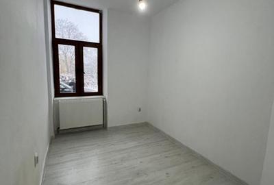 Spațiu comercial, de 8 mp, în Ultracentral - 3