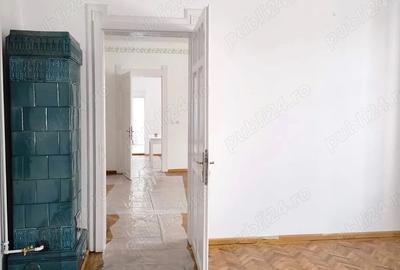 Spațiu comercial, de 200 mp, în Ultracentral - 8