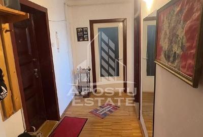 Apartament cu 2 camere decomandat în Soarelui