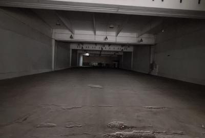 Spațiu industrial, de 1,400 mp, în Zona Industrială - 7