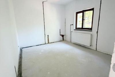 Casă cu 3 camere cu Teren 160 Mp în Central - 6