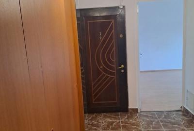 Apartament cu 2 camere decomandat în Sud