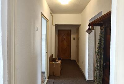 Apartament cu 3 camere decomandat în Trivale - 2