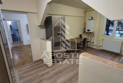 Apartament cu 3 camere semidecomandat în Iosefin