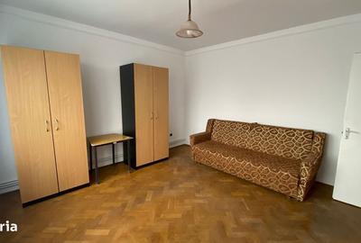Apartament cu 2 camere decomandat în Plopilor - 2