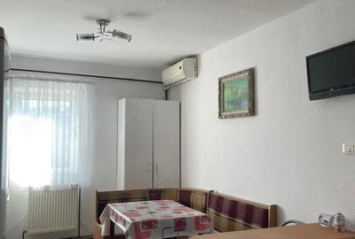 Apartament cu 2 camere decomandat în Galata