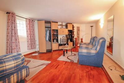 Apartament cu 2 camere semidecomandat în Furnica