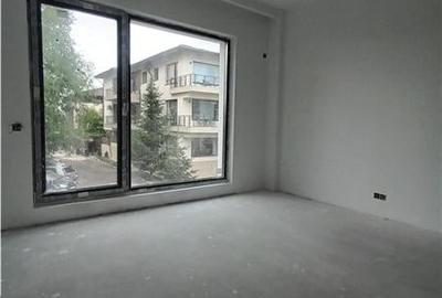 Duplex cu 4 camere cu Canalizare în Corbeanca - 2