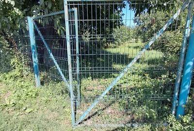 Teren de 1200 mp, în Boldești
