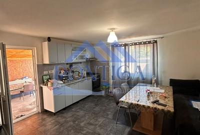 Casă individuală cu 7 camere cu Canalizare în Poarta Albă - 17
