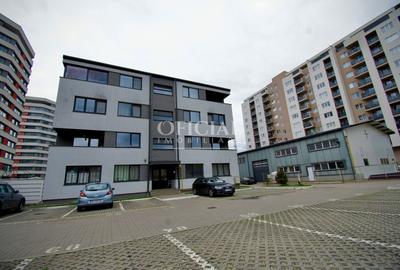 Apartament cu 3 camere semidecomandat, mobilat în Florești