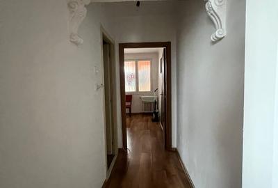 Apartament cu 3 camere în Bucur Obor - 1