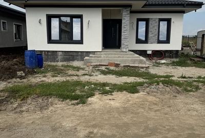 Casă cu 4 camere în Brănești - 3