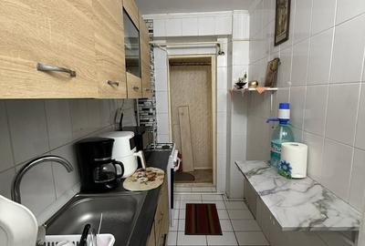Apartament cu 2 camere semidecomandat, mobilat în Viziru 3 - 3