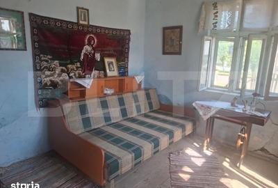 Casă cu 2 camere cu Teren 5000 Mp în Dragomirești
