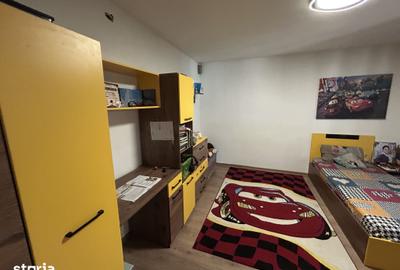 Casă cu 4 camere cu Teren 494 Mp în Vladimirescu