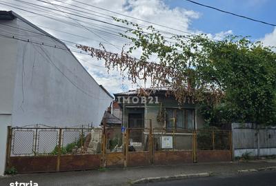 Casă cu 3 camere cu Teren 247 Mp în Central