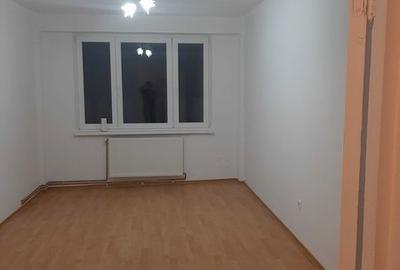 Apartament cu 3 camere decomandat în Central - 7