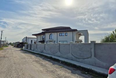 Casă individuală cu 11 camere cu Canalizare în Mogoșoaia - 4
