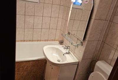Apartament cu 3 camere decomandat în Colentina - 10