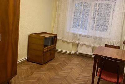 Apartament cu 3 camere decomandat în George Enescu - 4