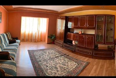 Apartament cu 3 camere decomandat în Dâmbovița - 3