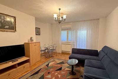 Apartament cu 3 camere decomandat, mobilat în Unirii