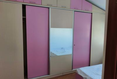 Apartament cu 3 camere decomandat, mobilat în Km 4 - 6