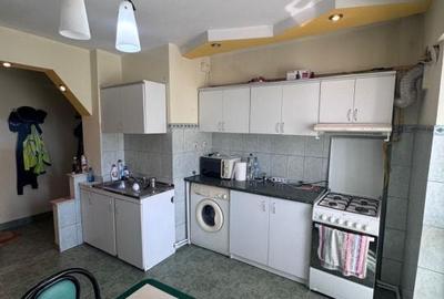 Apartament cu 2 camere decomandat în Central - 2