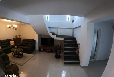 Casă cu 4 camere cu Teren 600 Mp în Central - 7