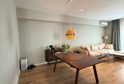 Apartament cu 3 camere decomandat, mobilat în Sisești