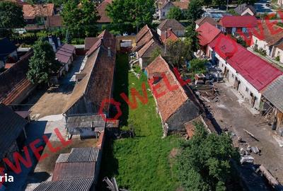 Casă cu 2 camere cu Teren 1685 Mp în Măieruș