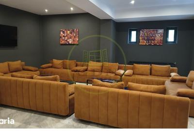 Apartament cu 3 camere, mobilat în Central
