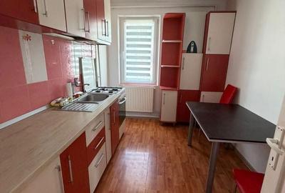 Apartament cu 2 camere decomandat în Central - 2