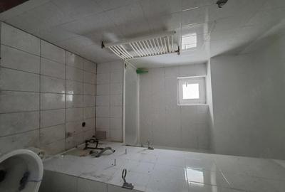 Apartament cu 4 camere decomandat în Central - 4