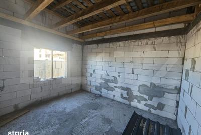 Casă cu 3 camere cu Teren 286 Mp în Central