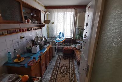 Apartament cu 2 camere decomandat în Dărmănești