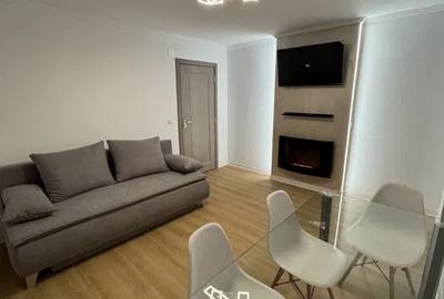 Apartament cu 2 camere semidecomandat, mobilat în Central
