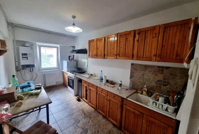 Apartament cu 4 camere decomandat, mobilat în Inel I - 12
