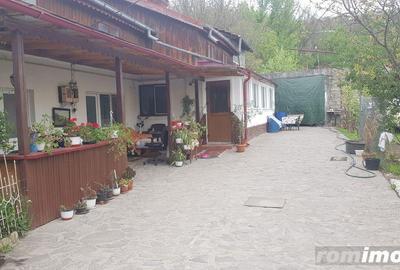 Casă în Central - 3