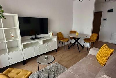 Apartament cu 2 camere decomandat în Theodor Pallady