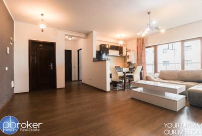 Apartament cu 3 camere semidecomandat în Central