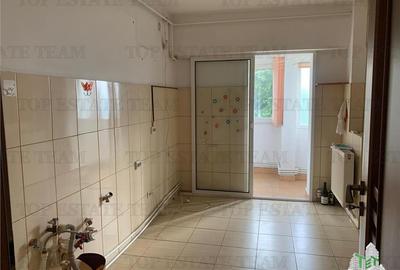 Apartament cu 2 camere decomandat în Tomis II - 3