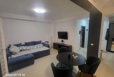 Apartament cu 2 camere nedecomandat în Roșu