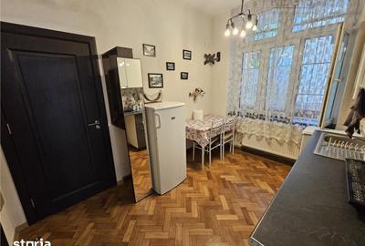 Casă cu 4 camere cu Teren 462 Mp în Centrul Istoric