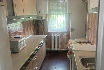 Apartament cu 3 camere decomandat în Central - 3
