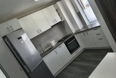 Apartament cu 3 camere decomandat în Central - 4